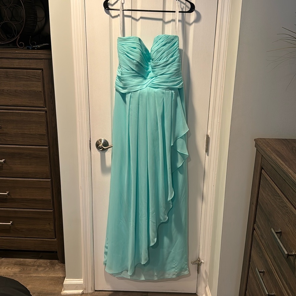 David’s Bridal Dress wore once to sister’s wedding